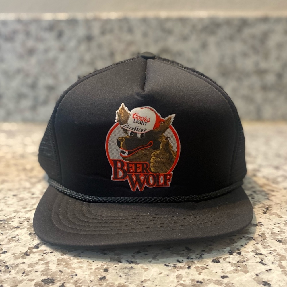 Coors light original beer wolf